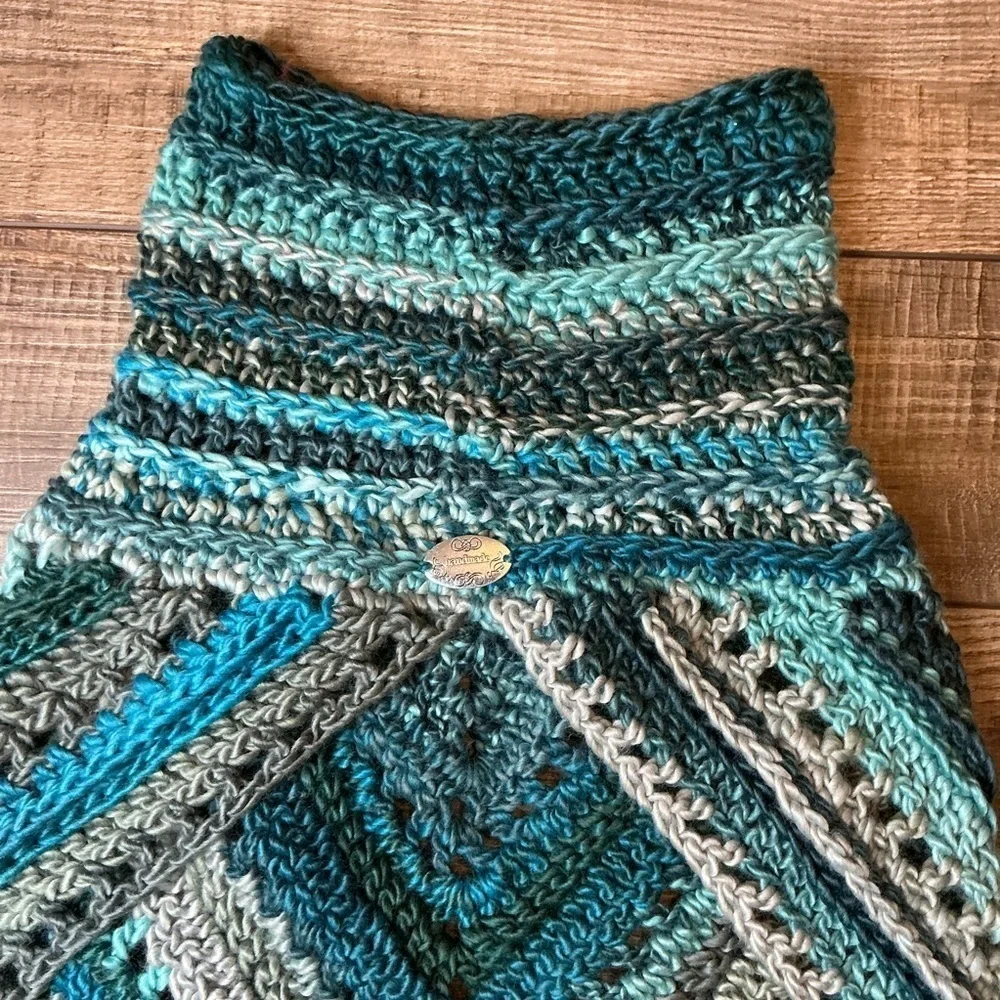 Handcrafted Crochet Cowl Neck Scarf With Fringe New‎ Handmade by Seller Knit